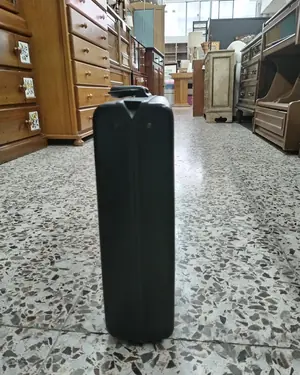 Maletín de negocios vintage negro - miniatura 3