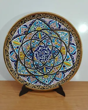 Plato decorativo de cerámica pintado a mano por Artecer-Sevilla - miniatura 1