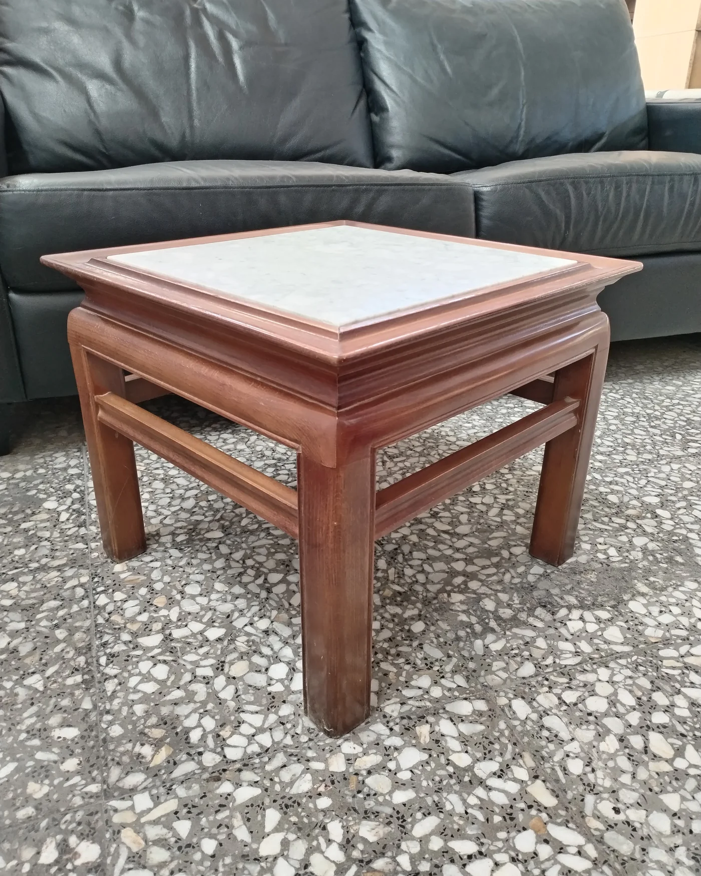MESA auxiliar china con marmol - imagen 2