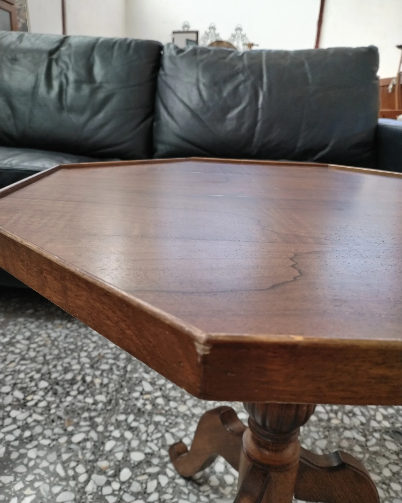 Mesa auxiliar octagonal de madera maciza - imagen 5