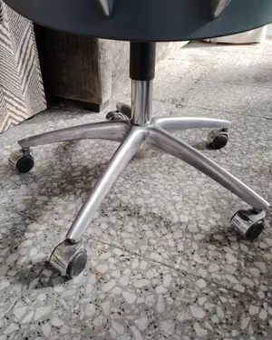 Silla de oficina ergonomica - miniatura 4