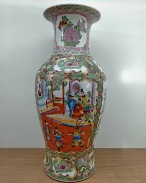 Jarrón oriental moderno de cerámica pintada a mano - miniatura 1