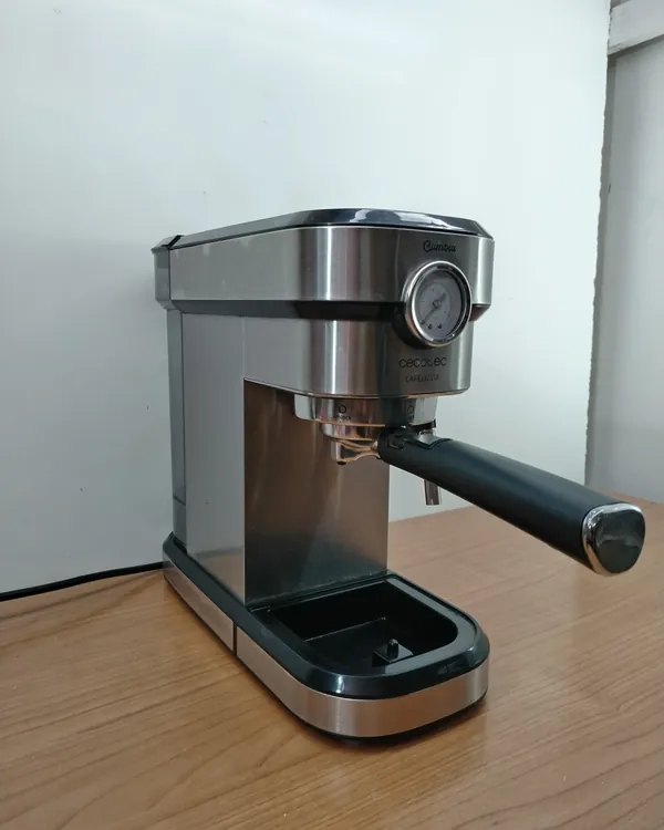 Cafetera Cecotec Cafelizzia 790 Steel Pr