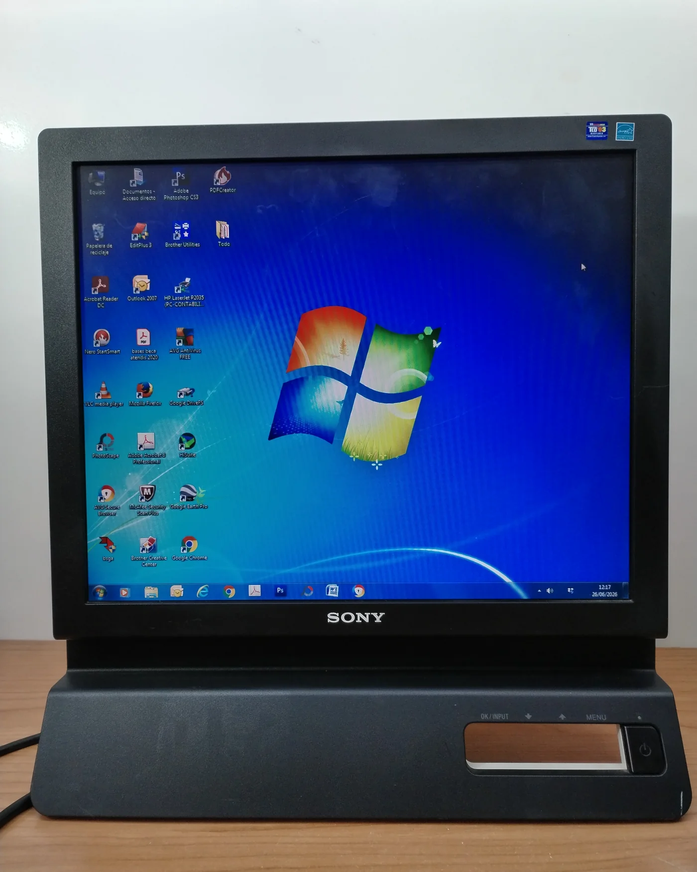 Monitor Sony 17 pulgadas modelo sdm-e76d - imagen 1