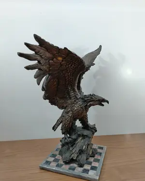 Escultura de águila en resina - miniatura 5