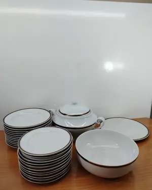 VAJILLA DE 26 PIEZAS MARCA KUTAHYA - miniatura 1