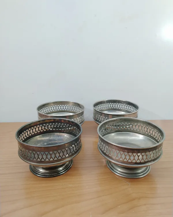 Juego de 4 Bomboneras