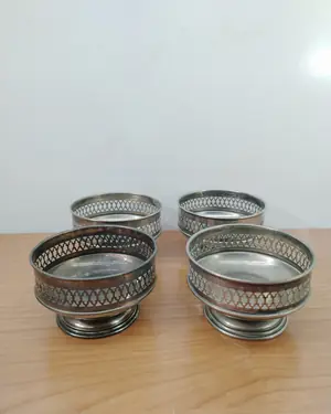 JUEGO DE 4 BOMBONERAS - miniatura 1