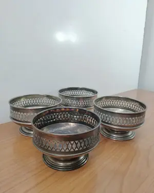 JUEGO DE 4 BOMBONERAS - miniatura 3