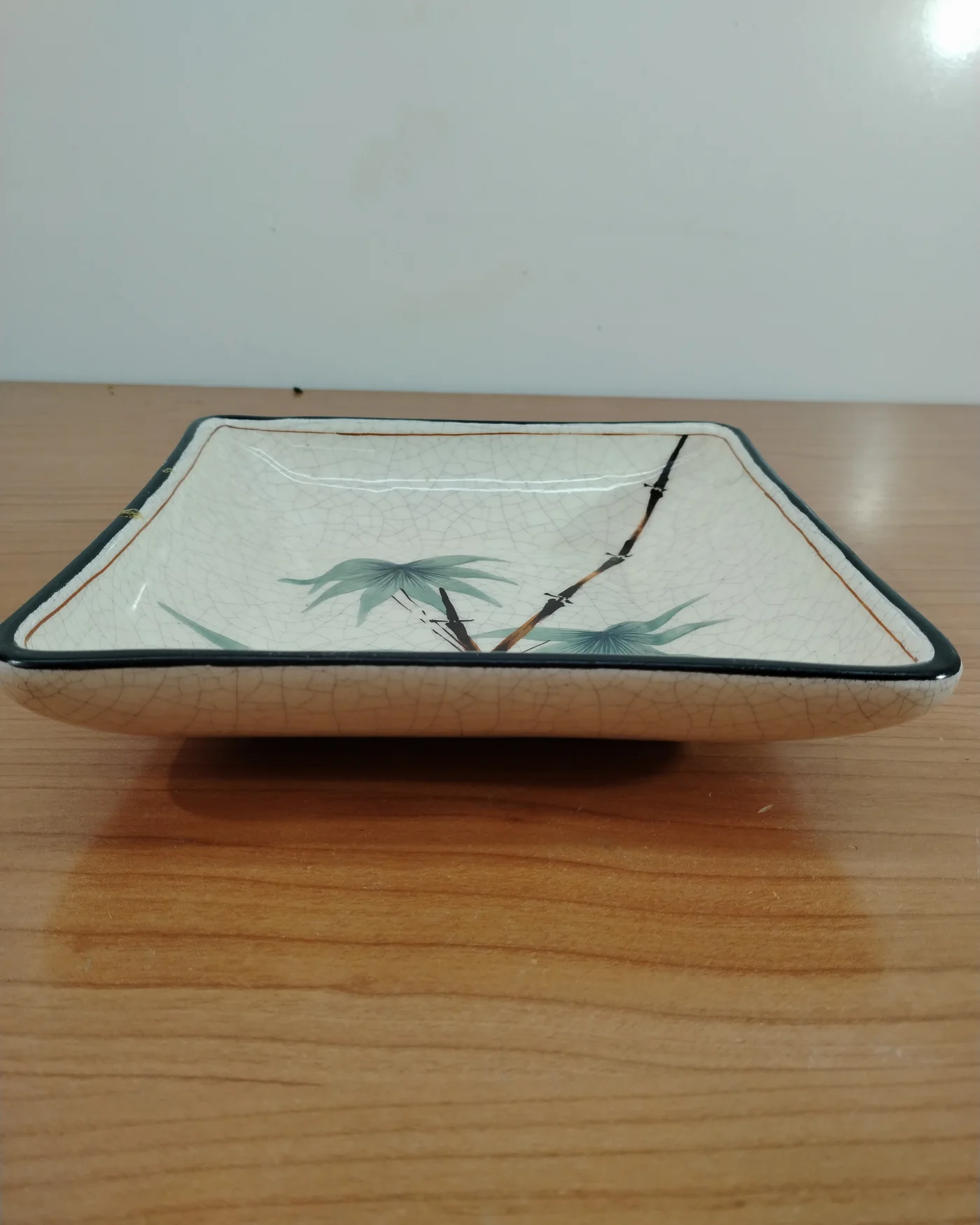 Plato cuadrado de porcelana Benlloch con diseño de bambú - imagen 2