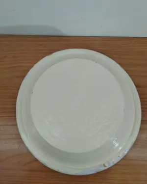 Plato de cerámica pintado a mano con ave - miniatura 4