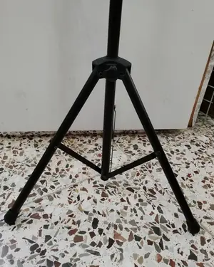 Trípode para partituras Stagg - miniatura 3