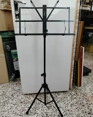 Trípode para partituras Stagg - miniatura 4