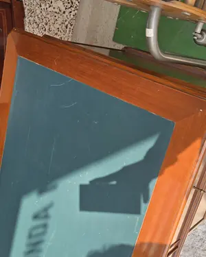 Escritorio clásico de madera con tapa de cuero verde - miniatura 6