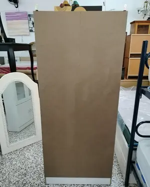 Vitrina de salón blanca con puertas de cristal - miniatura 5