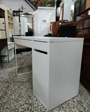 EScritorio MICKE de IKEA BLANCO - miniatura 4