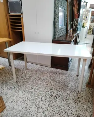 Mesa escritorio blanca con patas cilíndricas - miniatura 6