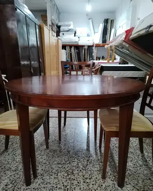 Conjunto de mesa redonda extensible y 4 sillas de madera - miniatura 6