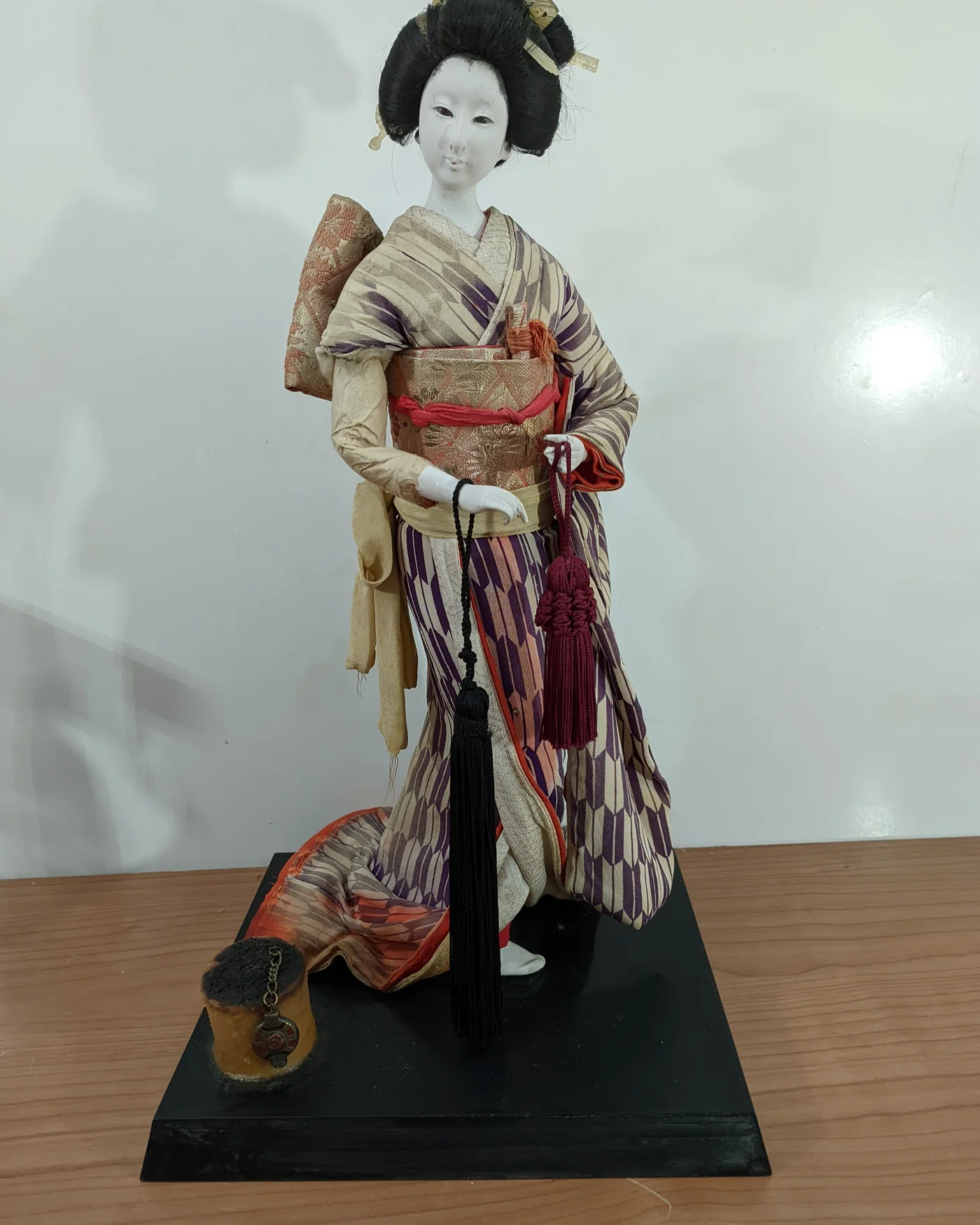 Figura de muñeca geisha japonesa - imagen 1