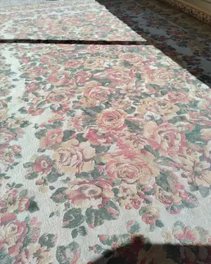 Alfombra con motivos florales - miniatura 1