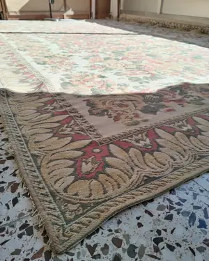 Alfombra con motivos florales - miniatura 4