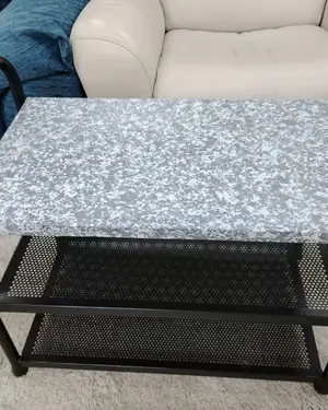 Mueble auxiliar de metal negro con encimera de mármol - miniatura 3