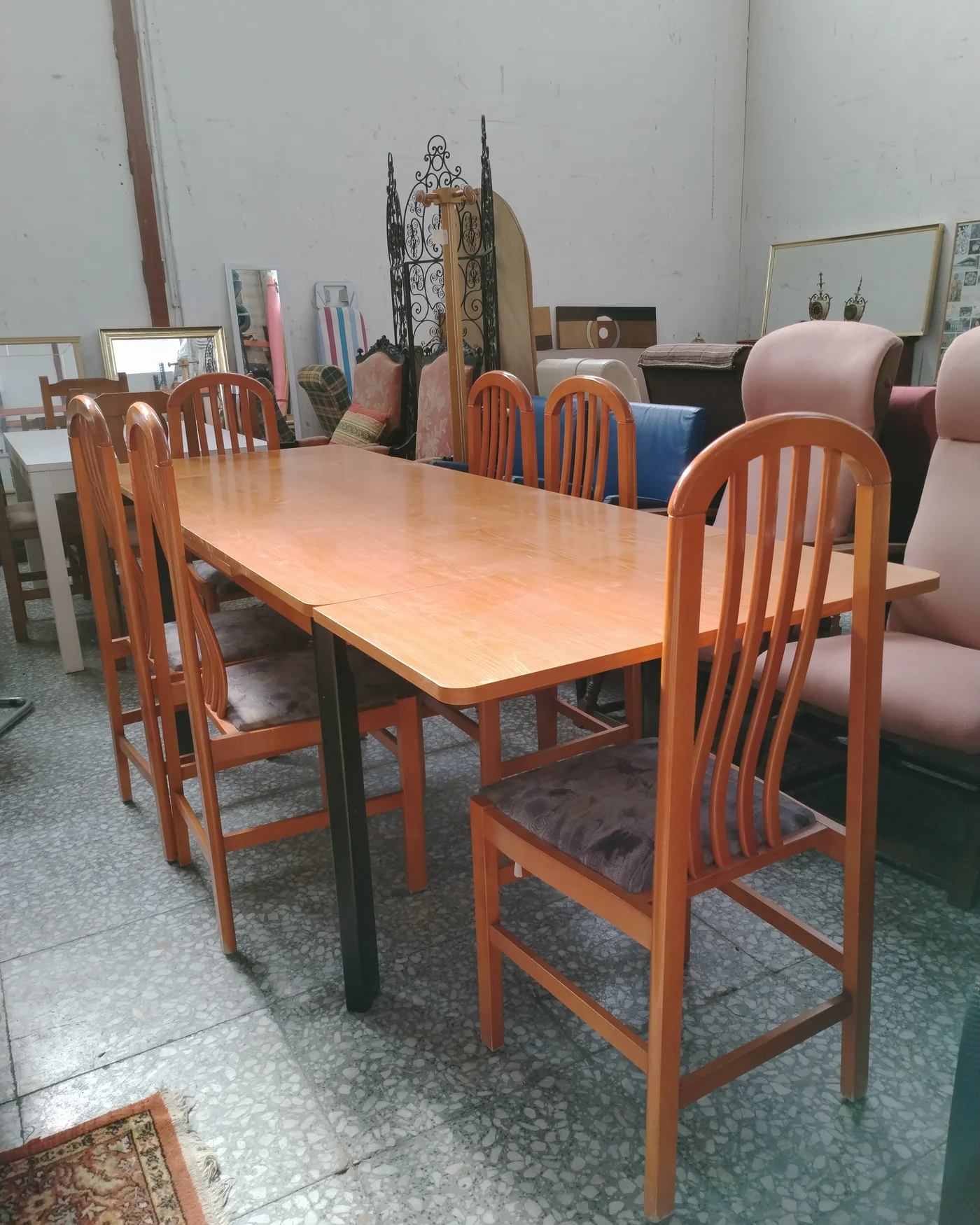 Mesa Extensible con 6 Sillas - imagen 4