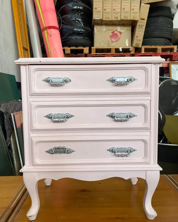 MESITA DE noche RESTAURADA DE MADERA