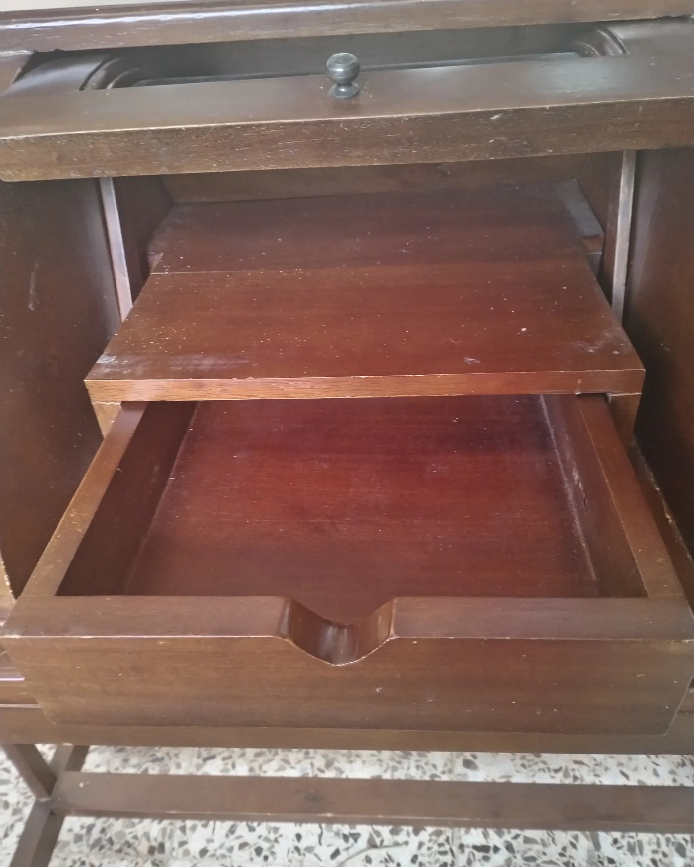 Buro antiguo de madera con tapa enrollable - imagen 4