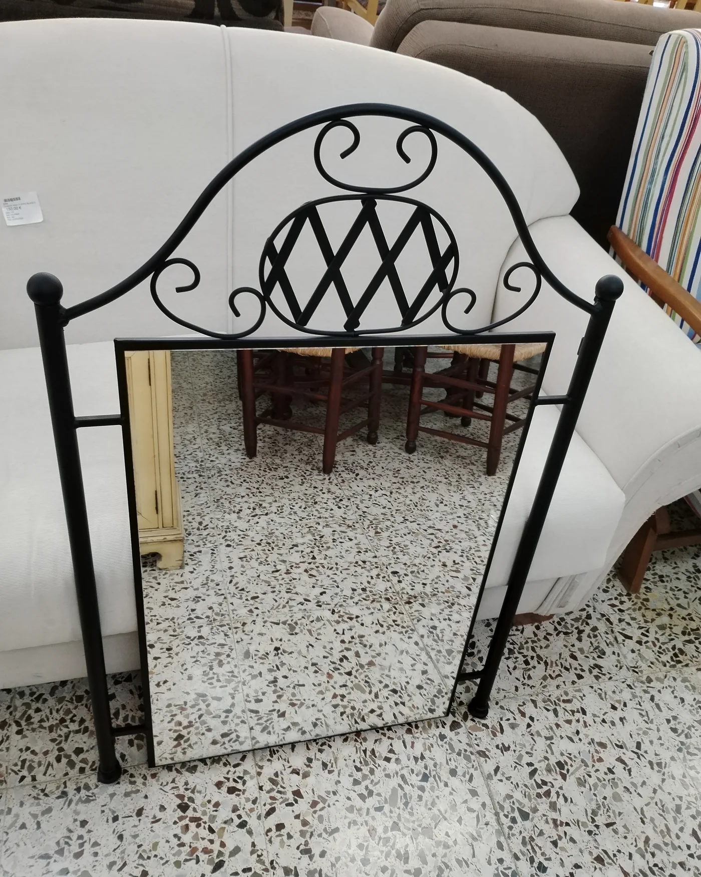 Espejo de forja clásico con diseño decorativo - imagen 5