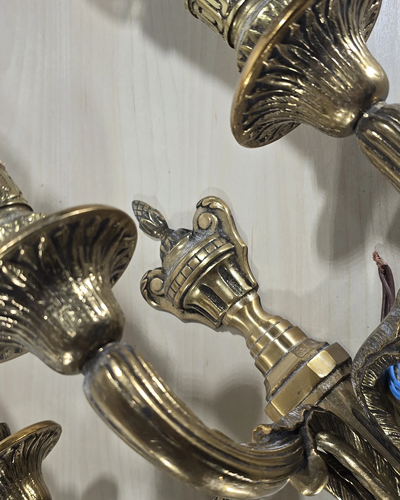 pareja de candelabros bronce - imagen 5