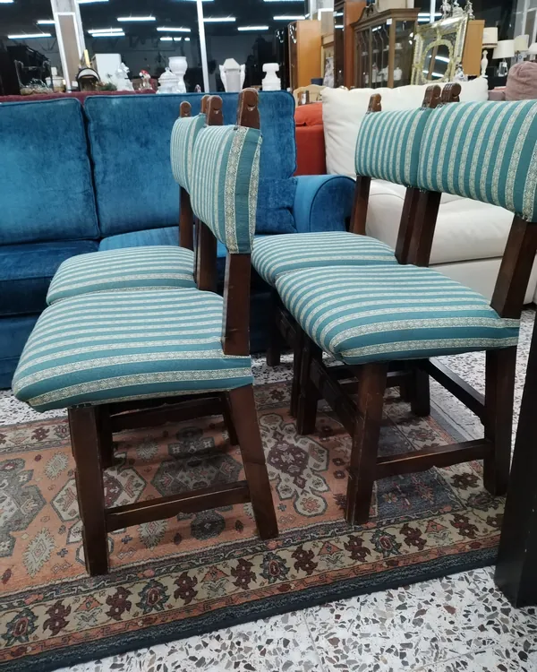 Conjunto de 4 sillas de comedor vintage en madera y tela
