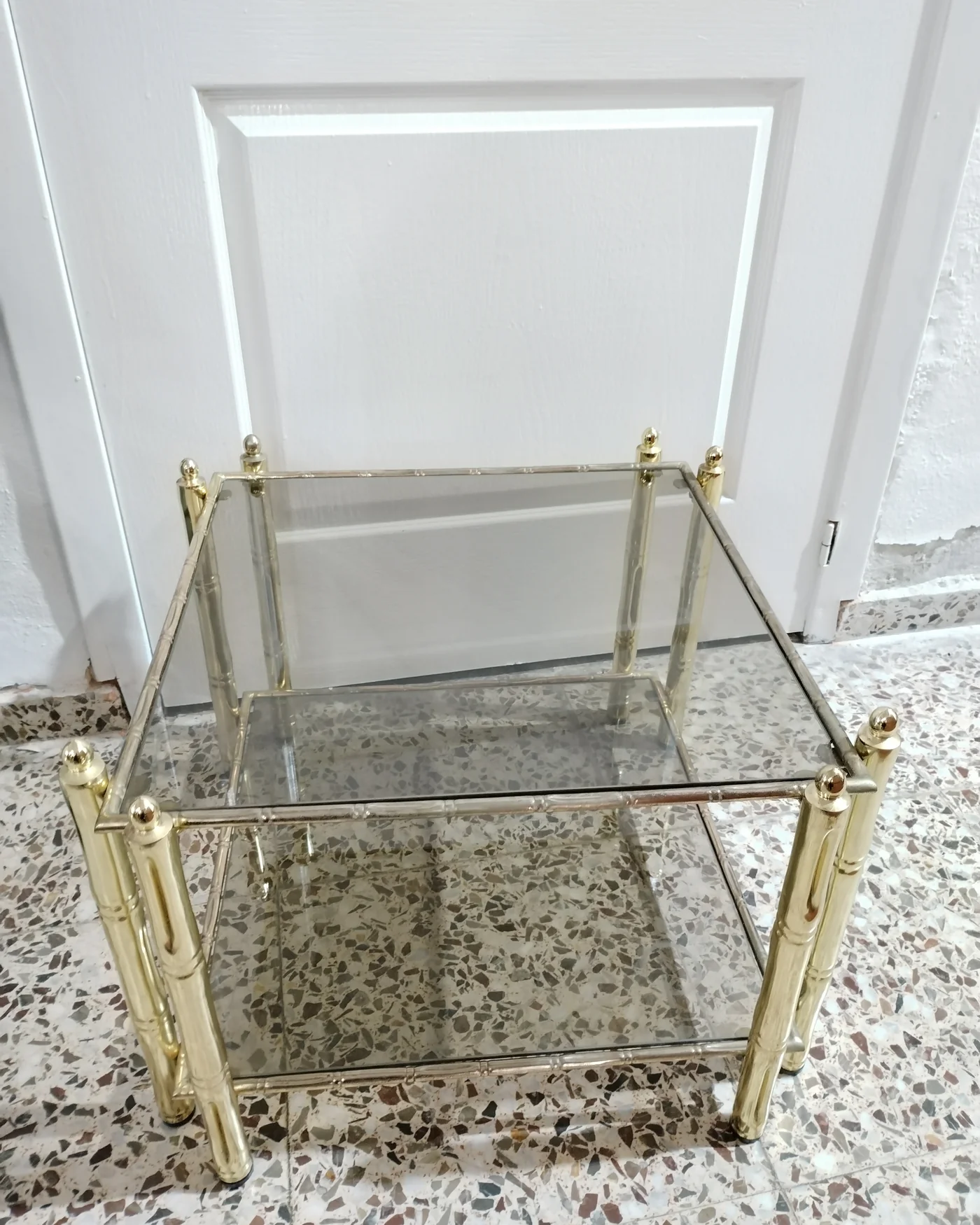 Mesa Auxiliar Baja Estilo Hollywood Regency - imagen 2