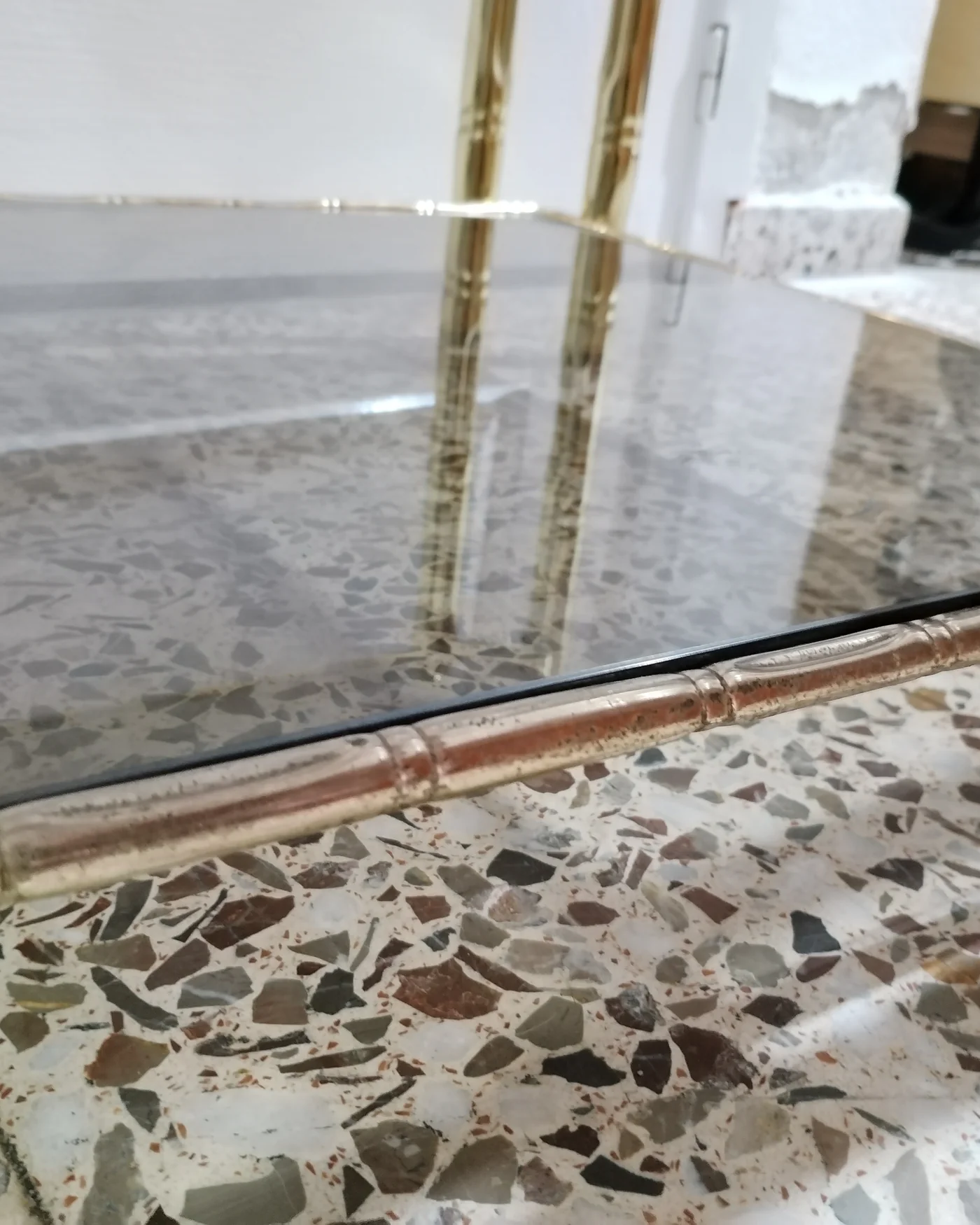 Mesa Auxiliar Baja Estilo Hollywood Regency - imagen 4