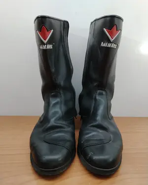 BOTAS DE MOTO RAINERS TALLA 8 1/2 - miniatura 1