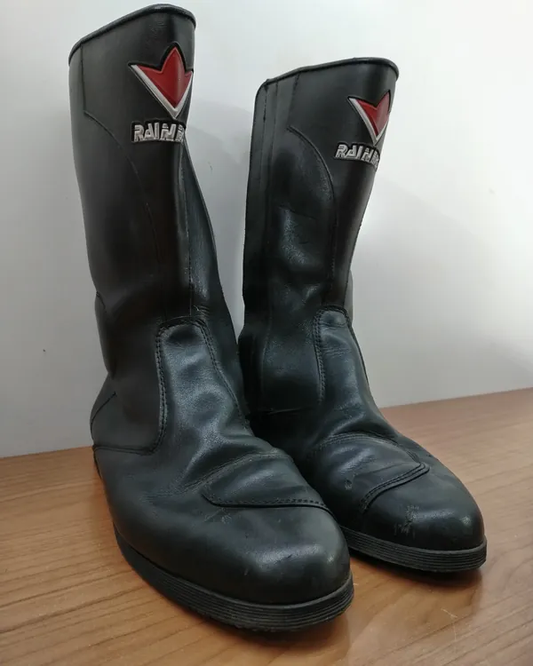 BOTAS DE MOTO RAINERS TALLA 8 1/2