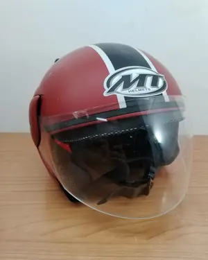 CASCO DE MOTO MT HELMETS TALLA L - miniatura 1