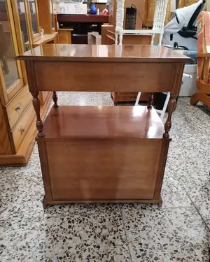 Mueble auxiliar estilo clásico con cajón y alacena - miniatura 6
