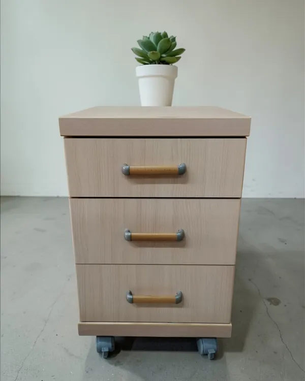 Cajonera de oficina con ruedas y tiradores mixtos