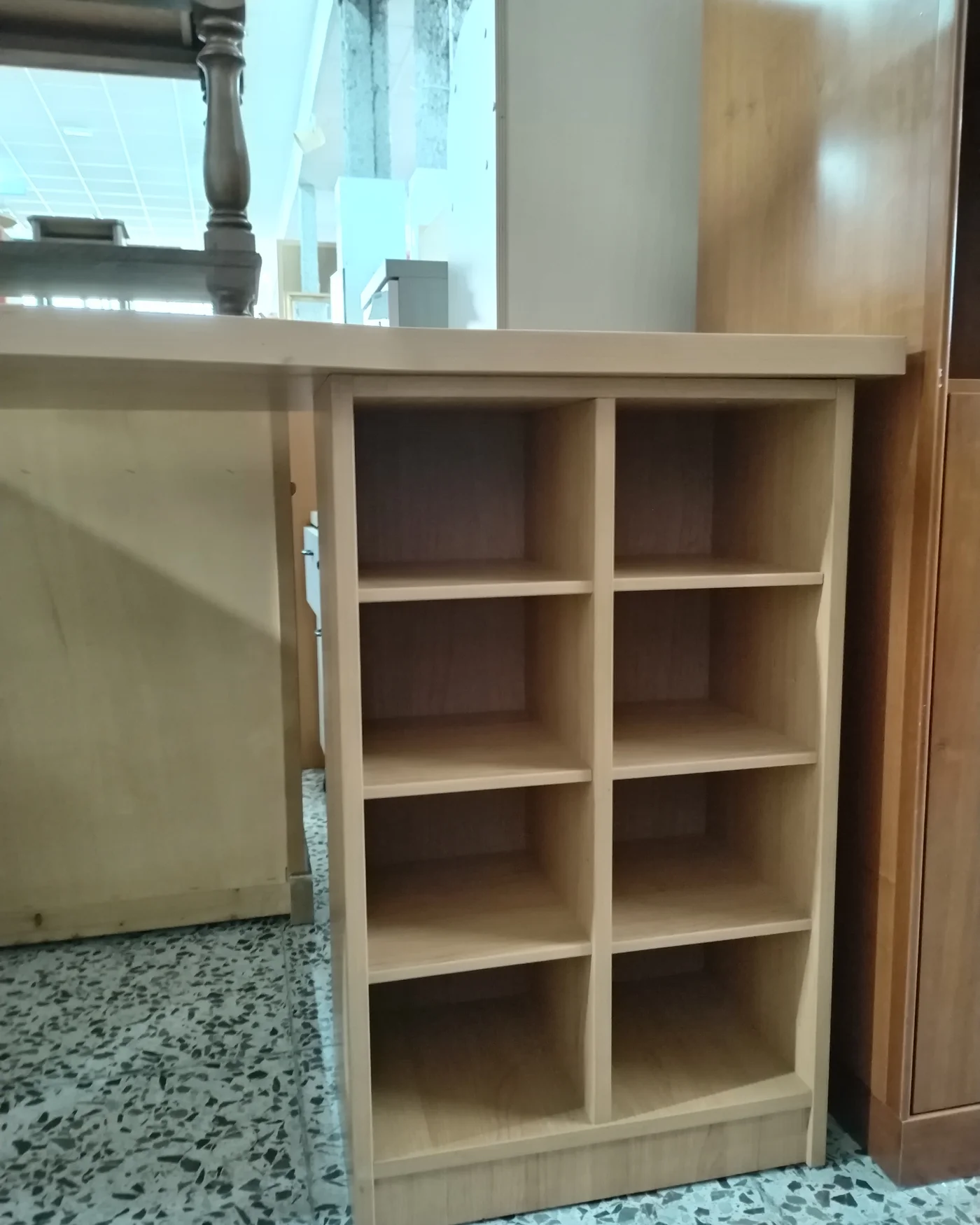 Escritorio Grande con Cajones - imagen 4