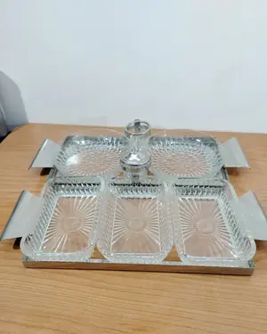 Set de bandejas de mesa con cristales tallados y base metálica - miniatura 1