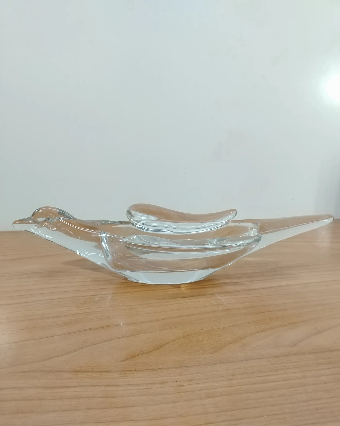 Centro de mesa en forma de ave de cristal - imagen 4