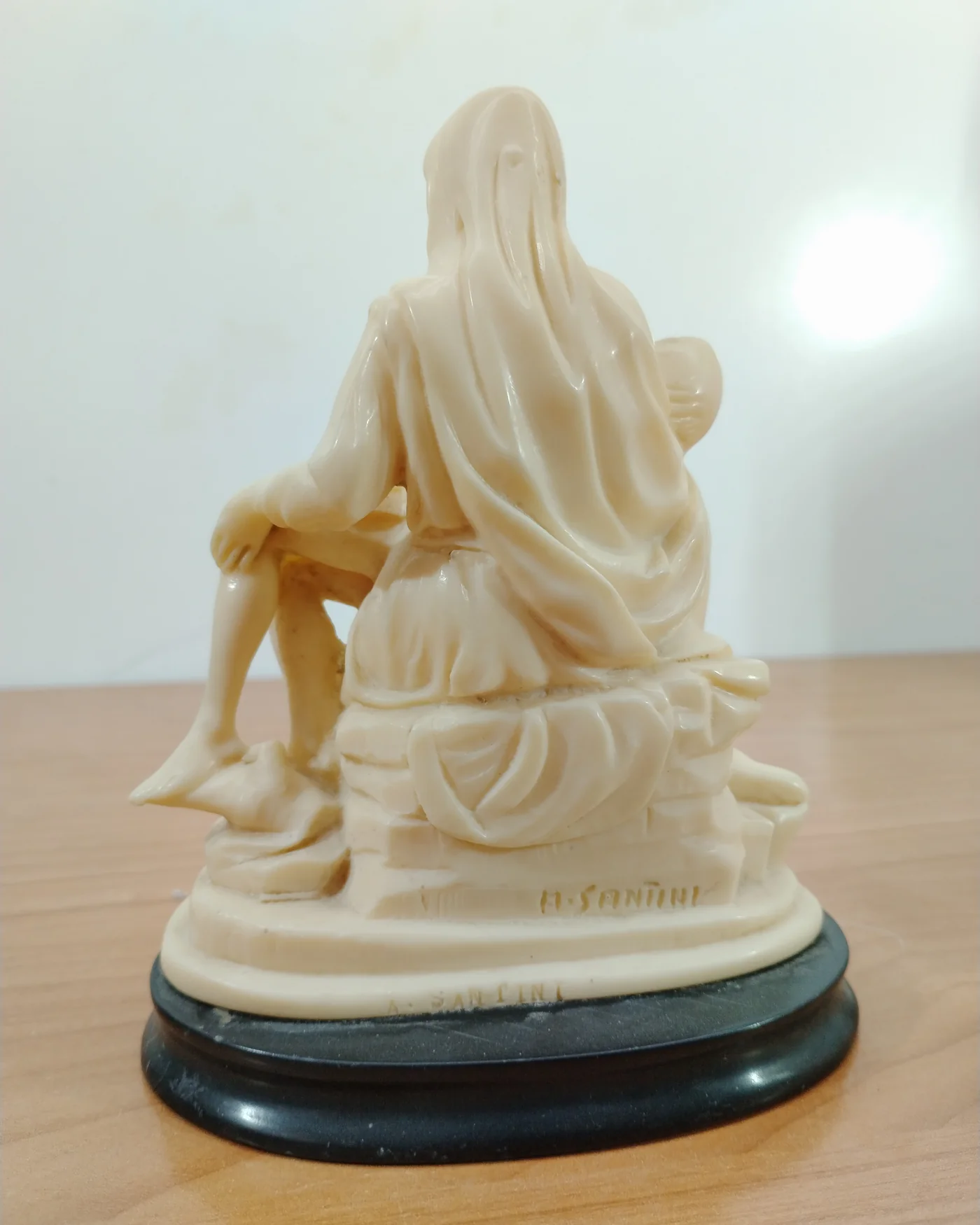 Figura de resina Pietá de Santini - imagen 3