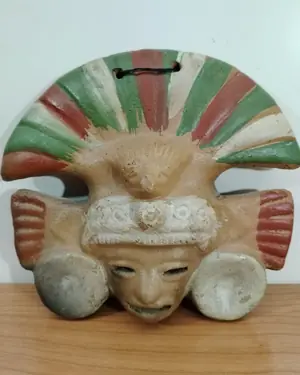 Pareja de máscaras incas decorativas en terracota - miniatura 2