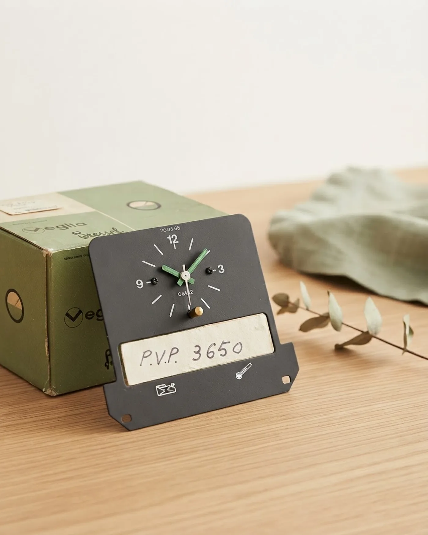 Reloj nuevo seat 131 - imagen 1