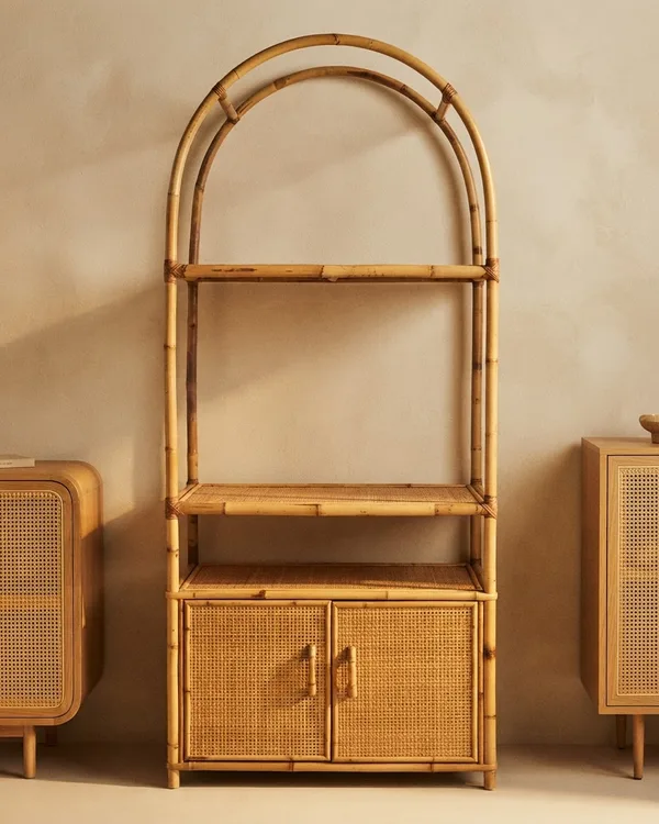 Estantería Arqueada de Bambú con Dos Puertas