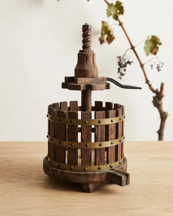 BOTELLERO DE PRENSA DE VINO ANTIGUO