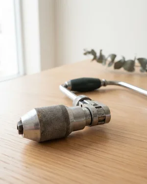 Taladro Manual Vintage - miniatura 1