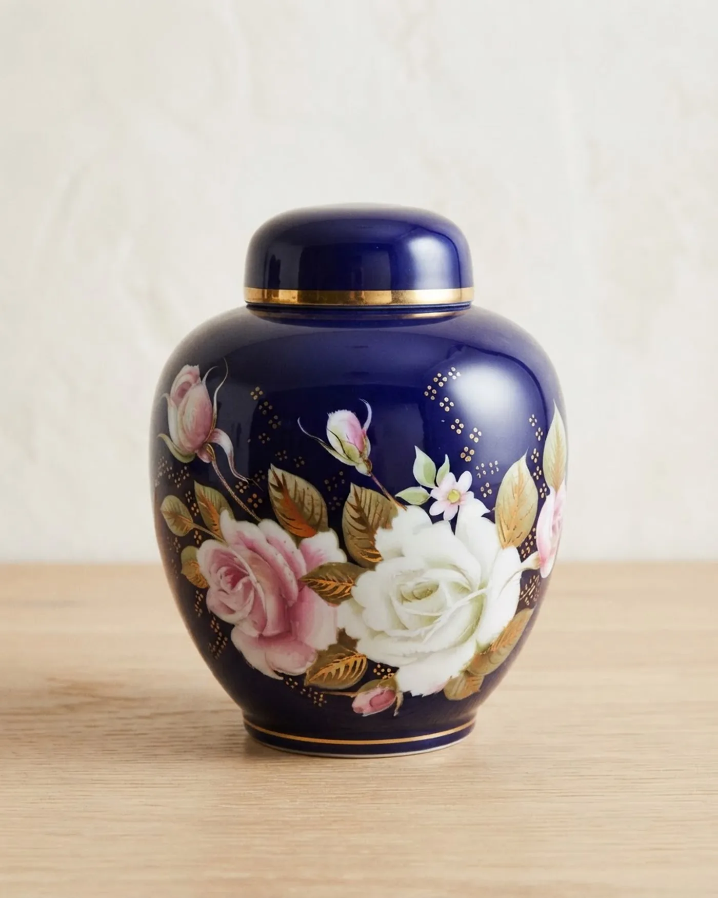Jarrón de Porcelana Capeans con Tapa y Decoración Floral - imagen 1