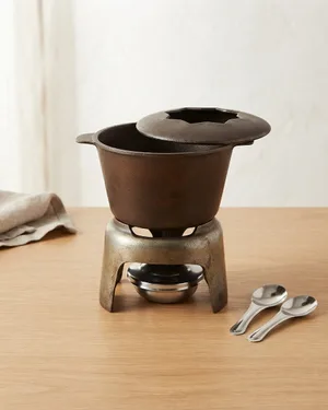 Juego de Fondue Antiguo de Hierro Fundido con Soporte y Cucharas - miniatura 1